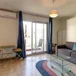 Cozy With Balcony - Garibaldi Port Niza