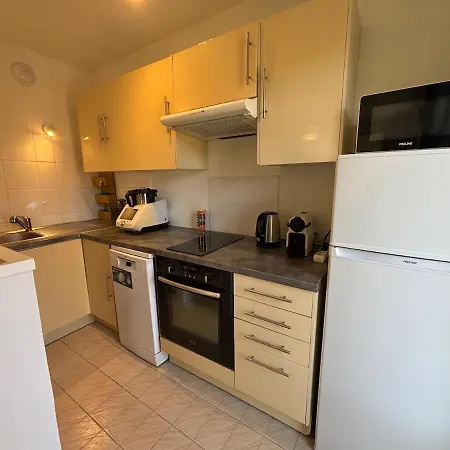 Apartamento Cozy With Balcony - Garibaldi Port Nice