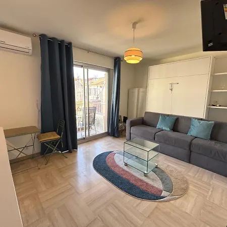 Cozy With Balcony - Garibaldi Port * Νίκαια