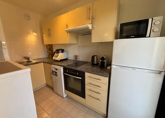 Appartement Cozy With Balcony - Garibaldi Port Nice